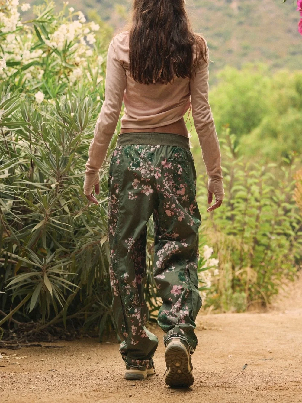 Free People Movement Mesmerize Me Printed Cargo Pants Olive Joggers Size M - Picture 2 of 10